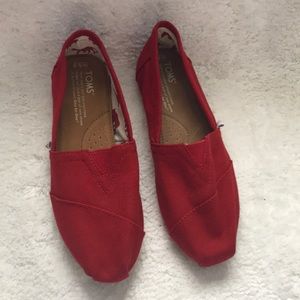 Women’s toms